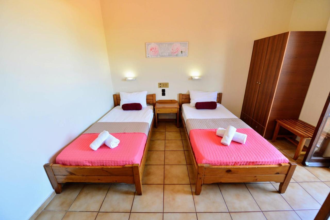 Vergas Hotel Malia Exterior photo
