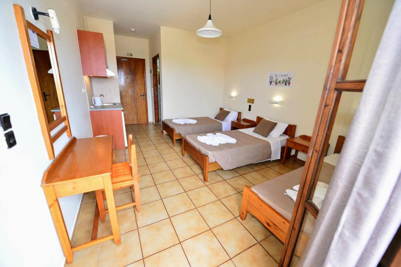 Vergas Hotel Malia Exterior photo