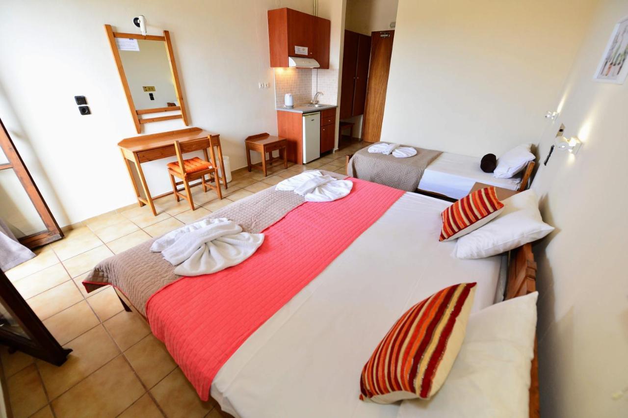 Vergas Hotel Malia Exterior photo