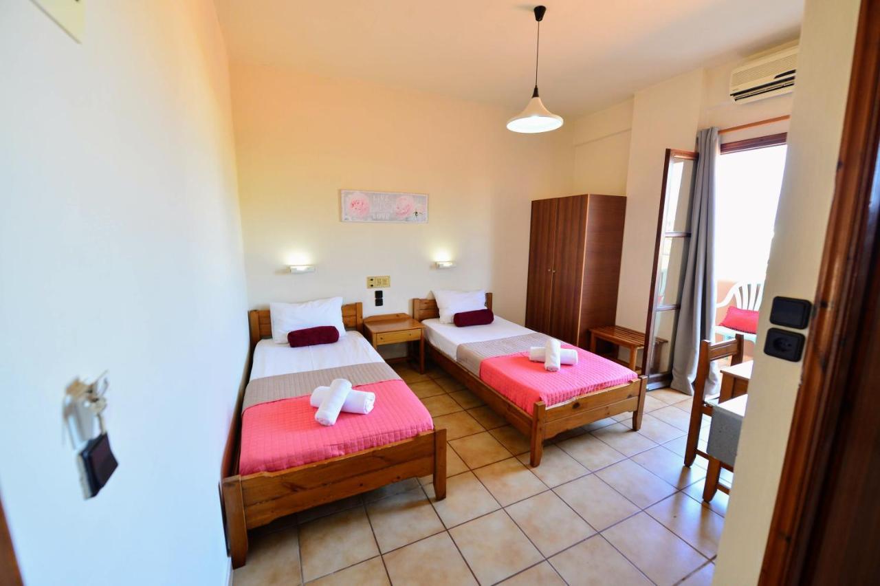 Vergas Hotel Malia Exterior photo