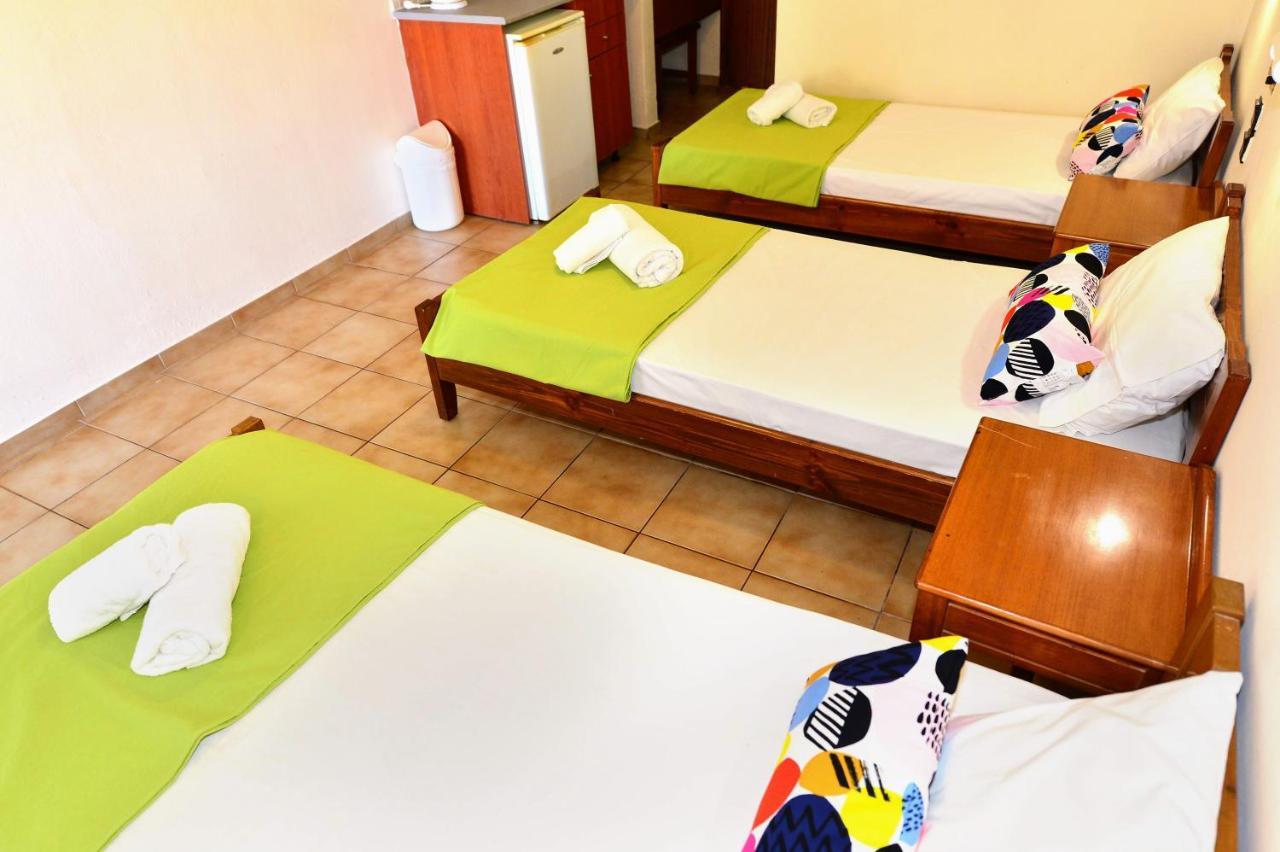 Vergas Hotel Malia Exterior photo