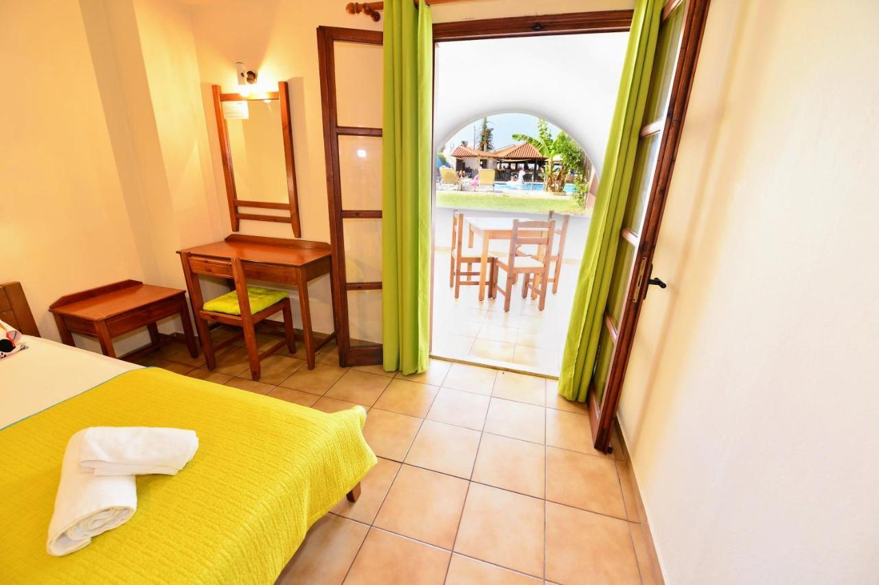 Vergas Hotel Malia Exterior photo