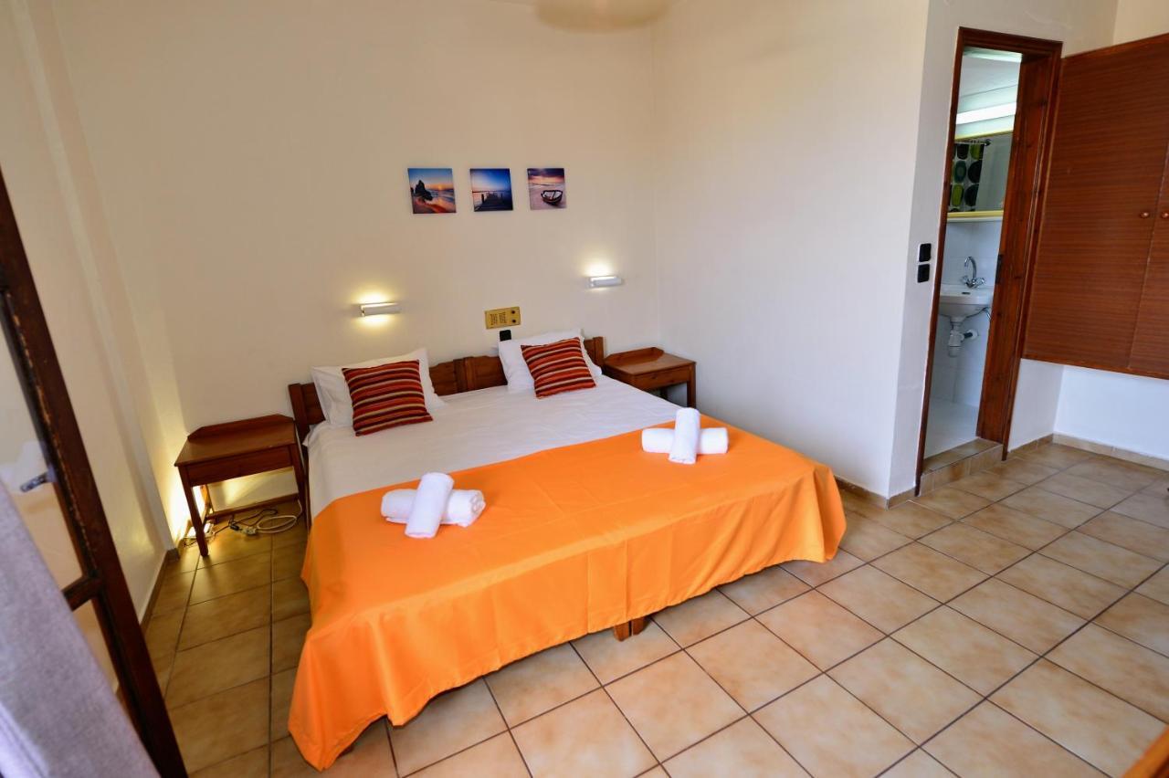 Vergas Hotel Malia Exterior photo